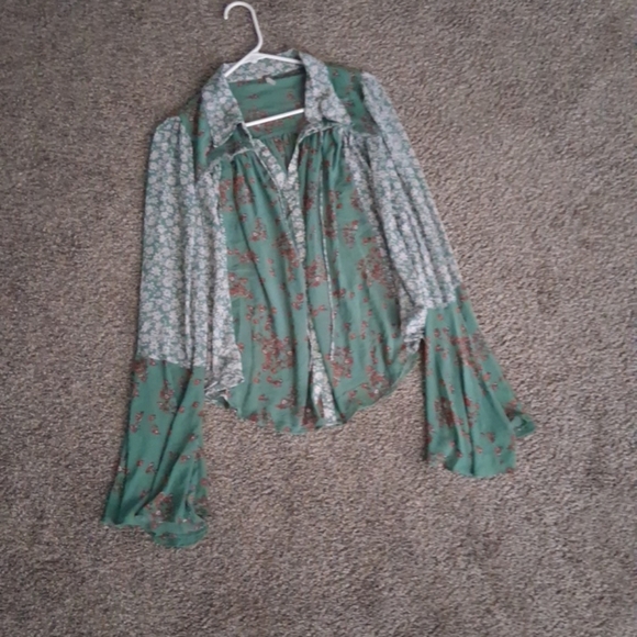 Free People Serena Floral Button Up Blouse Shirt Top Emerald Combo L Boho Hippie - Picture 4 of 8
